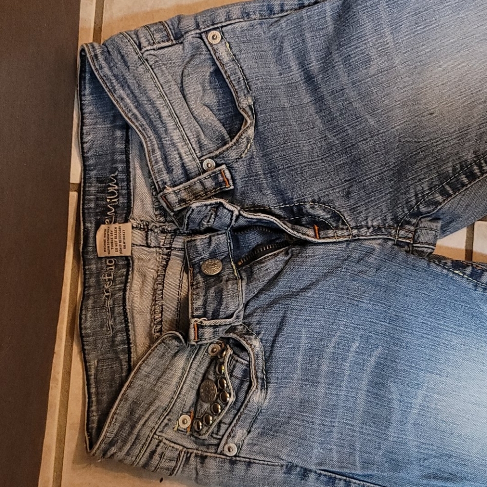 Refuge size 3, bootleg/flare fit, light wash, gent - Picture 3 of 5